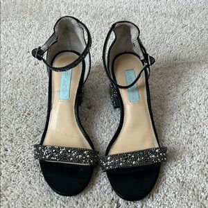 Betsy Johnson Black Rhinestone Women's Sandals 7